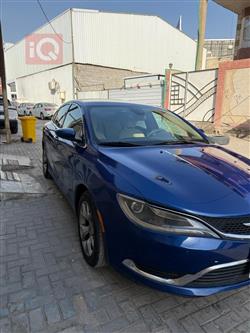 Chrysler 200